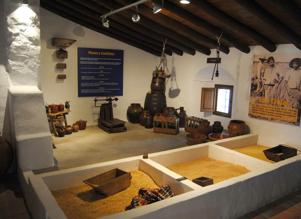 Casa de los Velarde museo cámara
