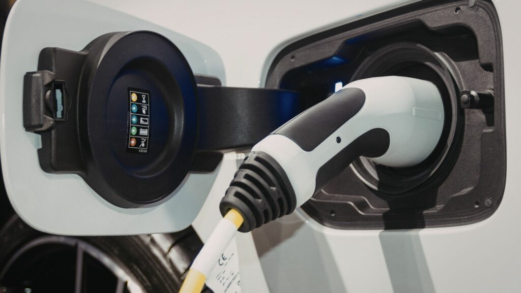 Puntos de recarga de vehículos eléctricos cargador coche2