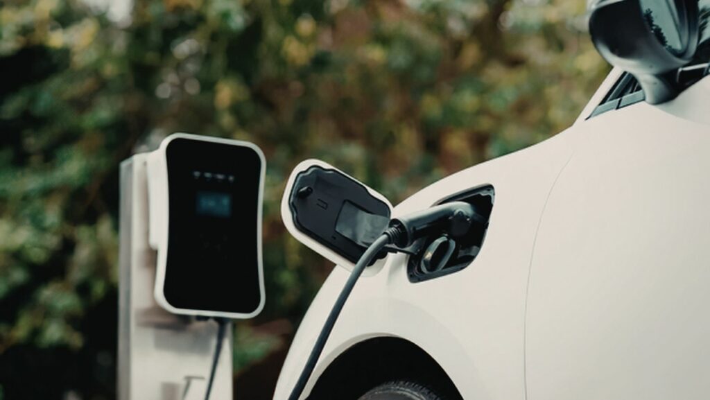 Puntos de recarga de vehículos eléctricos cargador coche3