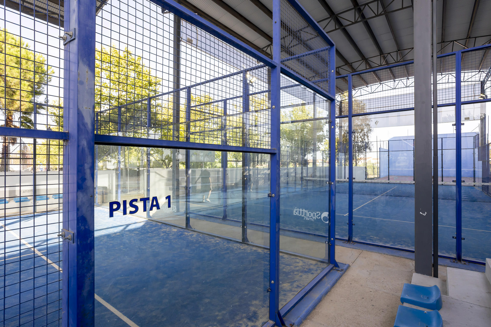 Pistas de pádel y tenis pabellon deportes (4)